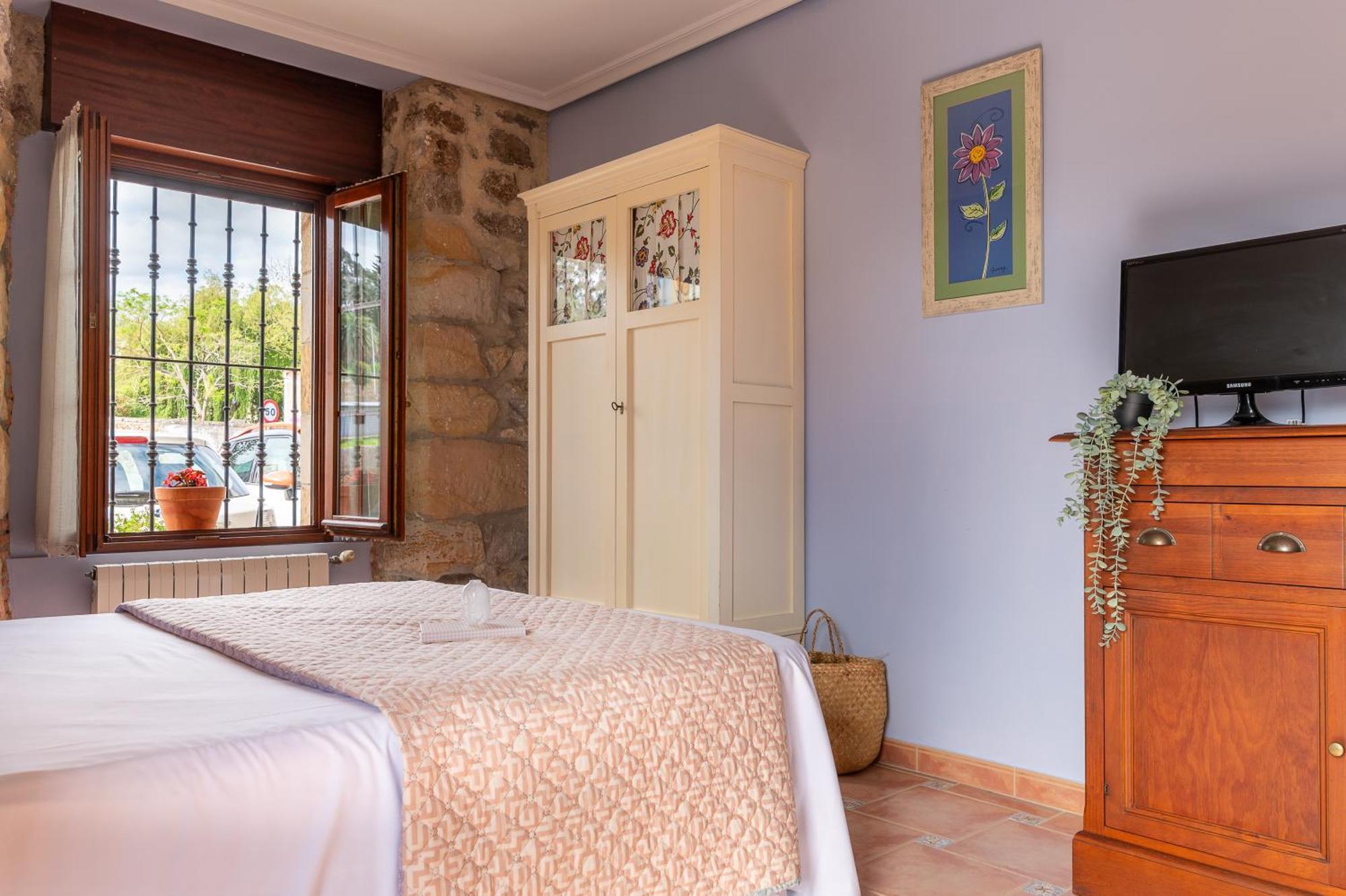 Apartamentos El Cruce De Moraton Cóbreces Zewnętrze zdjęcie