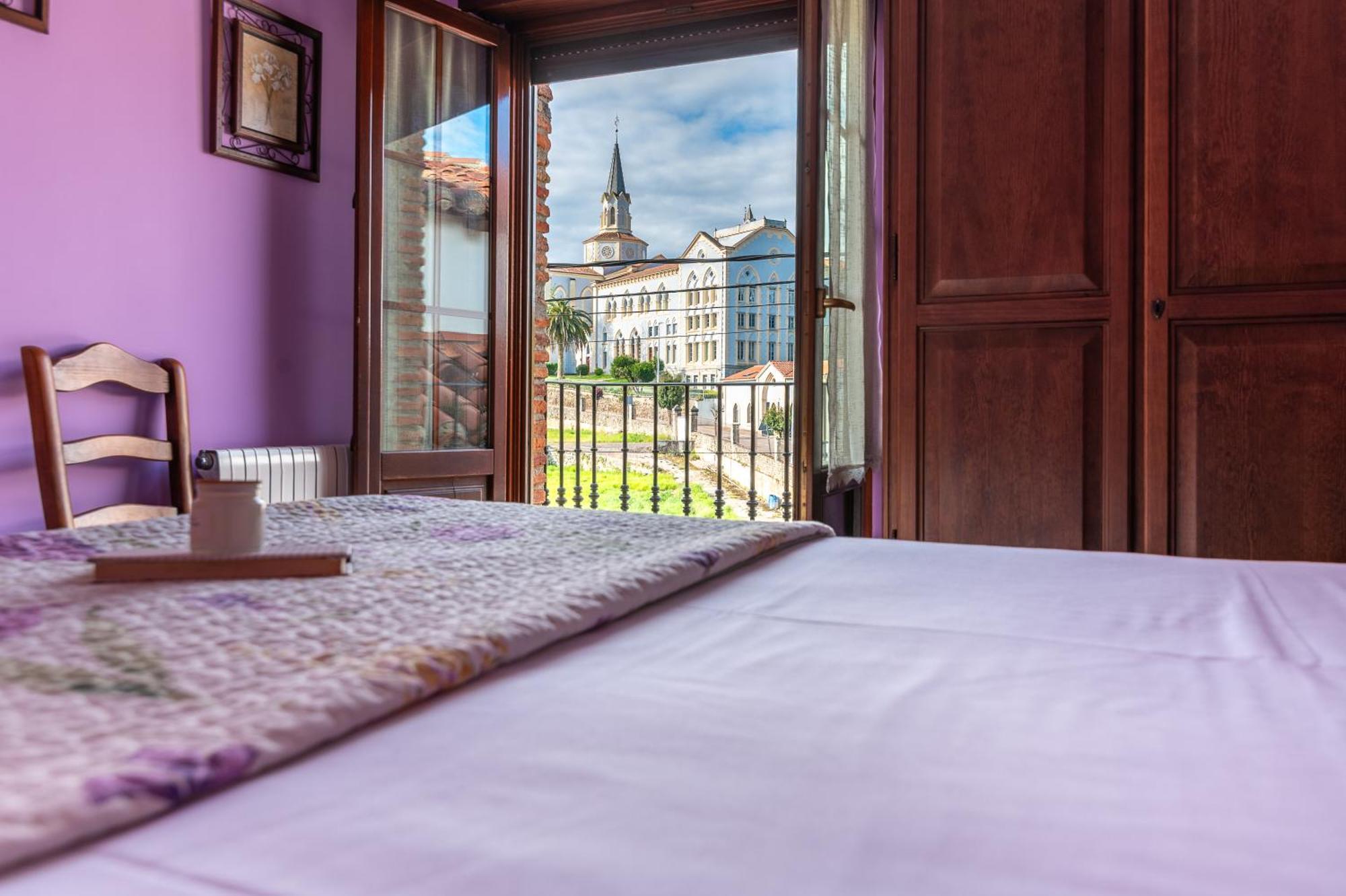 Apartamentos El Cruce De Moraton Cóbreces Zewnętrze zdjęcie
